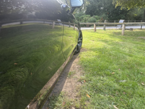 2020 Volvo V60 2.0 R-Design Plus D3 in Black — image 5