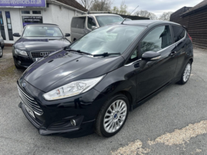 2012 Ford Fiesta 1.0 T Ecoboost Titanium in Black — image 2