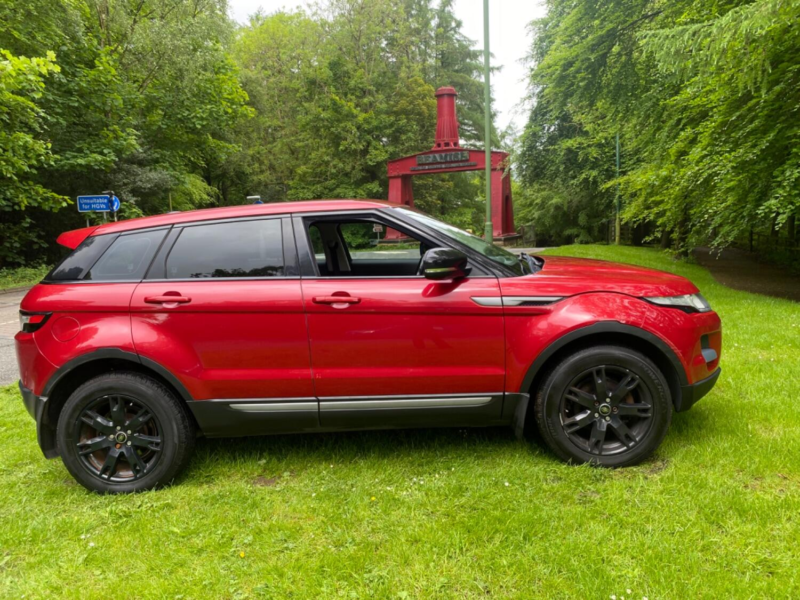 2013 Land Rover Range Rover Evoque 2.2 Sd4 Pure in Red — image 1