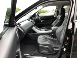 2012 Land Rover Range Rover Evoque 2.2 Sd4 Prestige Turbo Diesel Automatic 4x4 Estate - Full Service History - 42000 Miles - 1 Owner in Black — image 4
