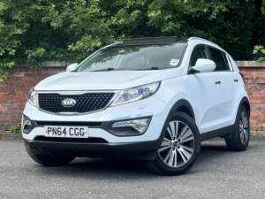 2014 Kia Sportage 1.7 Crdi Ecodynamics 3 2WD Euro 5 (s/s) 5dr in White — image 5