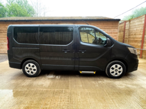 2025 Renault Trafic 4 SEAT Wheelchair Accessible Disabled Access Vehicle Wav in Grey — image 5