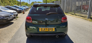 2017 Citroen Ds3 1.6 Bluehdi Prestige in Green — image 4