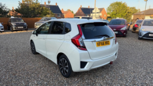 2017 Honda Jazz 1.5 I-Vtec Sport CVT Euro 6 (s/s) 5dr in White — image 5