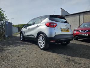 2015 Renault Captur 1.5 Dynamique Nav Dci 90 in Silver — image 6