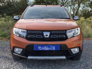 2018 Dacia Sandero Stepway 0.9 Stepway Se Summit Tce 90 in Orange — image 4
