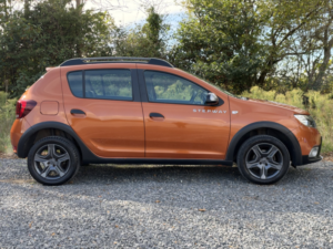 2018 Dacia Sandero Stepway 0.9 Stepway Se Summit Tce 90 in Orange — image 6