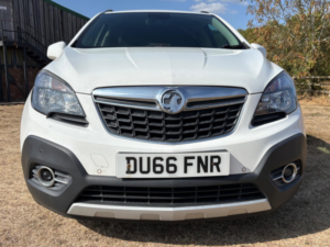 2016 Vauxhall Mokka 1.6i Se 2WD Euro 6 (s/s) 5dr in White — image 6
