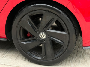 2017 Volkswagen Golf 2.0 Tsi Gti DSG Euro 6 (s/s) 5dr in Red — image 3