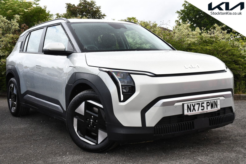 2025 Kia Ev3 81.4kwh Air SUV 5dr Electric Auto (201 Bhp) in Silver — image 1