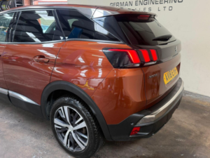 2018 Peugeot 3008 1.6 Bluehdi Allure Eat Euro 6 (s/s) 5dr in Bronze — image 4