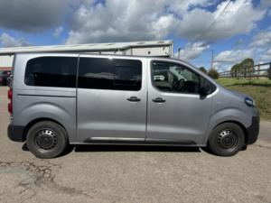 2021 Vauxhall Vivaro 1.5 Turbo D 2700 Dynamic in Grey — image 3