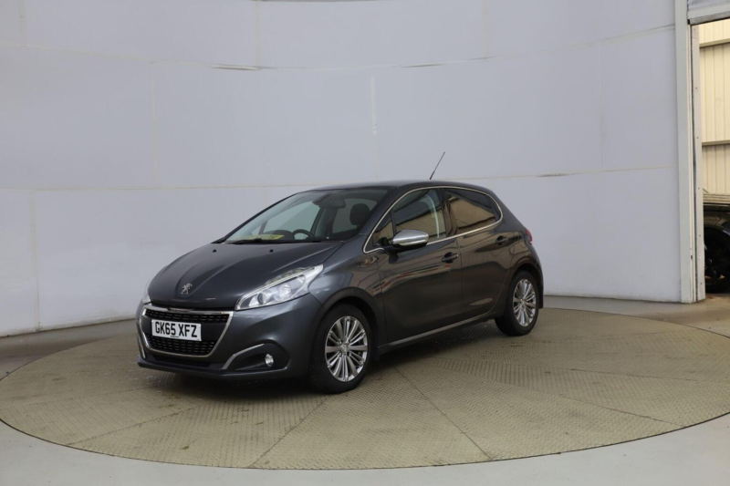 2015 Peugeot 208 1.2 Puretech Allure Euro 6 5dr in Grey — image 1