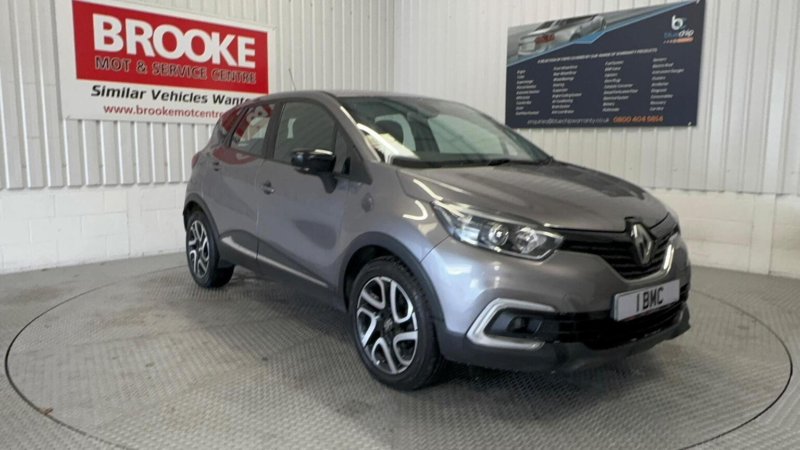 2017 Renault Captur 0.9 Tce Energy Dynamique Nav Euro 6 (s/s) 5dr in Grey — image 1