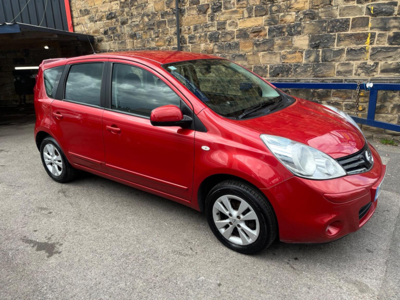 2009 Nissan Note 1.4 16v Acenta Euro 4 5dr in Red — image 1
