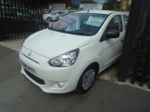 2015 Mitsubishi Mirage 1.0 1 Hatchback 5dr Petrol Manual Euro 5 (70 Ps) in White — image 3