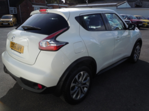 2016 Nissan Juke 1.2 Dig-T Tekna in White — image 4