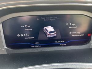 2018 Volkswagen T-Roc 1.5 Tsi Evo Sel in Black — image 6