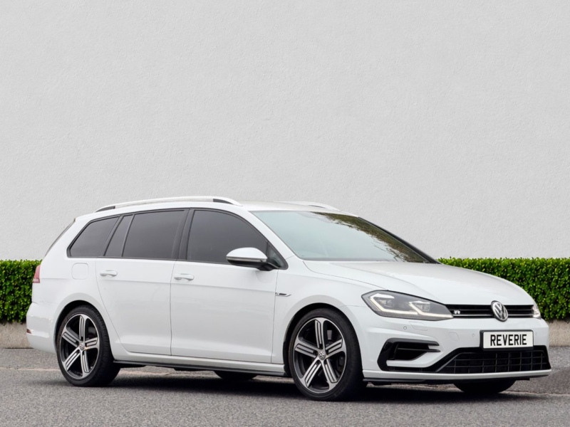 2020 Volkswagen Golf 2.0 Tsi R Estate 5dr Petrol DSG 4motion Euro 6 (s/s) (300 Ps) in White — image 1