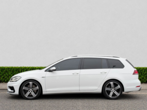 2020 Volkswagen Golf 2.0 Tsi R Estate 5dr Petrol DSG 4motion Euro 6 (s/s) (300 Ps) in White — image 4