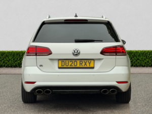 2020 Volkswagen Golf 2.0 Tsi R Estate 5dr Petrol DSG 4motion Euro 6 (s/s) (300 Ps) in White — image 6