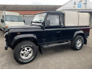 2001 Land Rover Defender 110 in Black — image 4