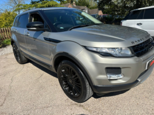2011 Land Rover Range Rover Evoque 2.2 Sd4 Prestige in Gold — image 5