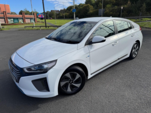 2019 Hyundai Ioniq 1.6 H-Gdi Premium Dct Euro 6 (s/s) 5dr in White — image 3