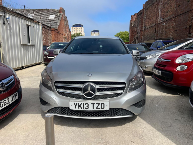 2013 Mercedes-Benz A Class 1.5 A180 Cdi Blueefficiency Amg Sport Euro 5 (s/s) 5dr in Black — image 1