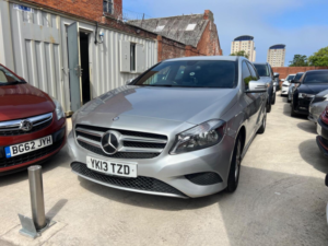 2013 Mercedes-Benz A Class 1.5 A180 Cdi Blueefficiency Amg Sport Euro 5 (s/s) 5dr in Black — image 2