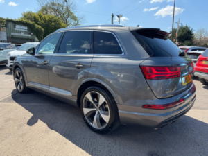 2015 Audi Q7 3.0 Tdi V6 S Line SUV 5dr Diesel Tiptronic Quattro Euro 6 (s/s) (272 Ps) in Grey — image 4