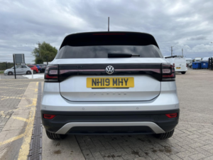 2019 Volkswagen T-Cross 1.0 Tsi Sel in Silver — image 6