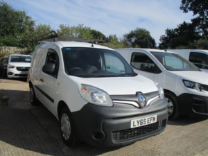 2015 Renault Kangoo 1.5 Ml19 Dci 75 Business in White — image 2
