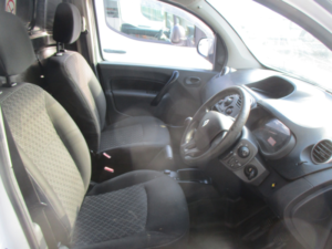 2015 Renault Kangoo 1.5 Ml19 Dci 75 Business in White — image 3