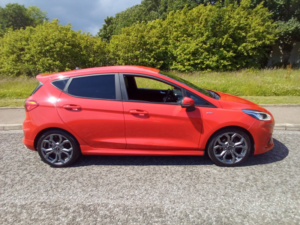 2018 Ford Fiesta St-Line 1.0 T Eco in Red — image 4