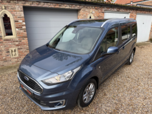 2022 Ford Grand Tourneo Connect 1.5 Tourneo Connect Titanium Grand Tourneo 1.5l Ecoblue 120ps Fwd 6-Speed Manual in Blue — image 2