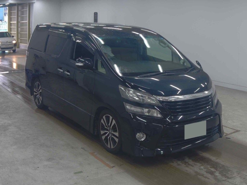 2012 Toyota Vellfire 2.4z 7 Seats in Black — image 1