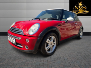 2006 MINI Hatch 1.6 Cooper Hatch in Red — image 3