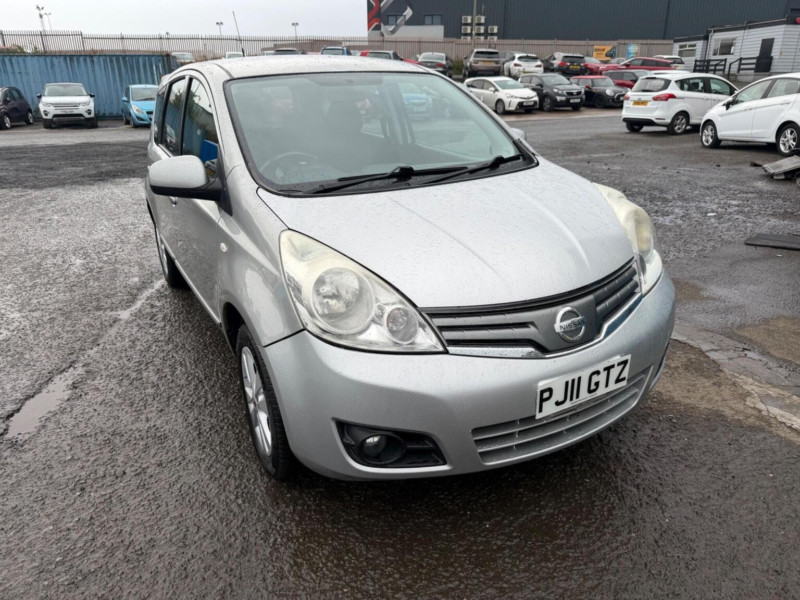 2011 Nissan Note 1.4 16v Acenta Euro 5 5dr in Silver — image 1