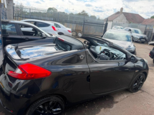 2011 Renault Wind 1.6 Vvt Gt Line Euro 5 2dr in Black — image 2
