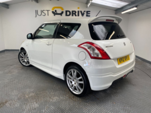 2012 Suzuki Swift 1.2 Sz4 Hatchback 3dr Petrol Manual Euro 5 (94 Ps) in White — image 3