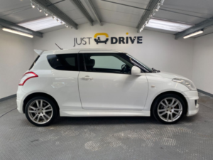 2012 Suzuki Swift 1.2 Sz4 Hatchback 3dr Petrol Manual Euro 5 (94 Ps) in White — image 6