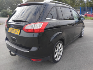 2013 Ford Grand C-Max 2.0 Tdci Titanium in Black — image 5