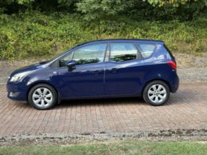 2016 Vauxhall Meriva 1.4 I Life in Blue — image 2