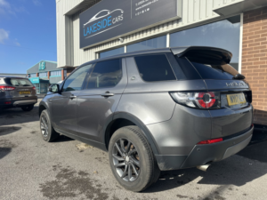 2017 Land Rover Discovery Sport 2.0 Td4 Se Tech in Grey — image 4