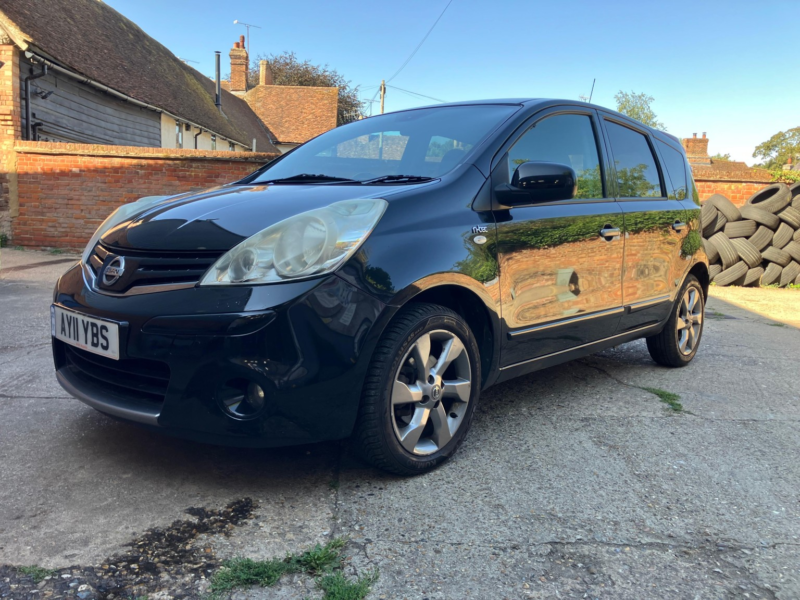 2011 Nissan Note 1.4 16v N-Tec in Black — image 1