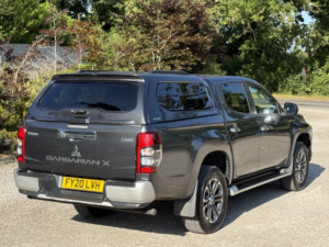 2020 Mitsubishi L200 2.2 Di-D Dc Barbarian X in Grey — image 3