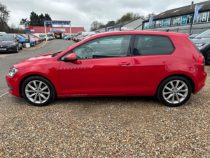 2015 Volkswagen Golf 1.4 Tsi Bluemotion Tech Act Gt Euro 6 (s/s) 3dr in Red — image 4