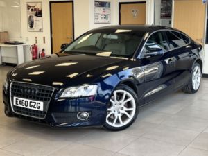2010 Audi A5 2.7 Tdi V6 Se in Blue — image 3