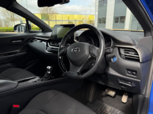 2018 Toyota C-Hr 1.8 Vvt-H Design CVT Euro 6 (s/s) 5dr in Blue — image 2